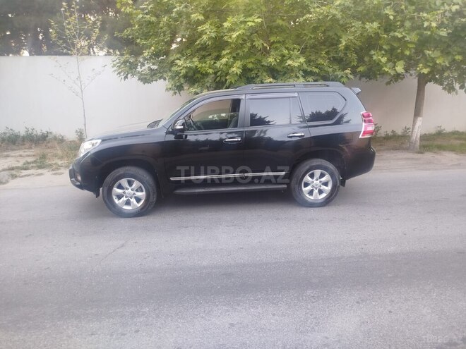 Toyota Land Cruiser Prado 2010, 85,000 km - 2.7 л - Bakı
