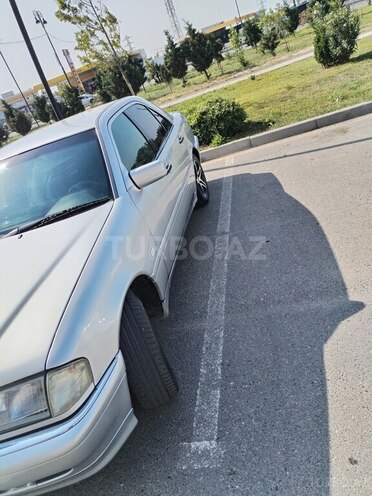 Mercedes C 200 1997, 399,853 km - 2.0 л - Sumqayıt