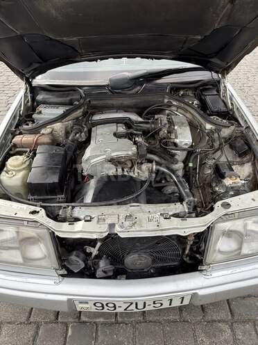 Mercedes E 220 1995, 330,235 km - 2.2 l - Bakı