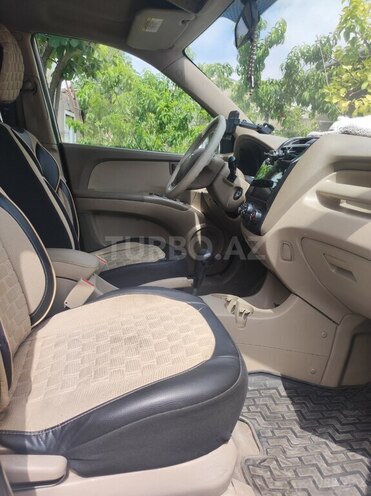 Kia Sportage 2009, 289,293 km - 2.0 л - Bakı