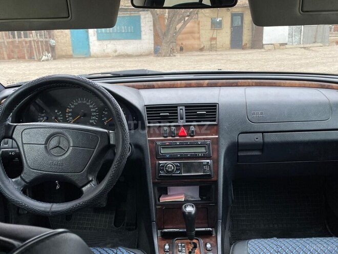 Mercedes C 240 1998, 381,000 km - 2.4 l - Sumqayıt