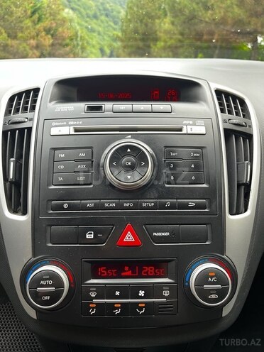 Kia  2009, 340,000 km - 1.4 l - Qəbələ