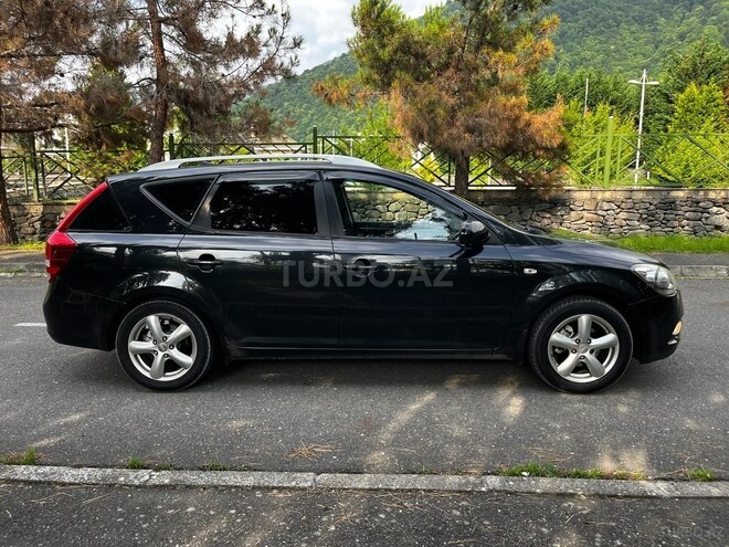 Kia  2009, 340,000 km - 1.4 l - Qəbələ
