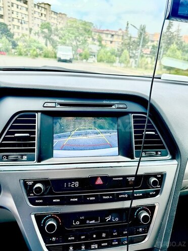 Hyundai Sonata-10