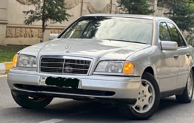 Mercedes C 200 1995, 195,410 km - 2.0 l - Bakı