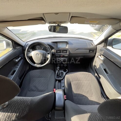 LADA (VAZ) Priora-5