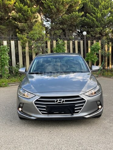 Hyundai Elantra 2016, 220,000 km - 1.6 л - Bakı