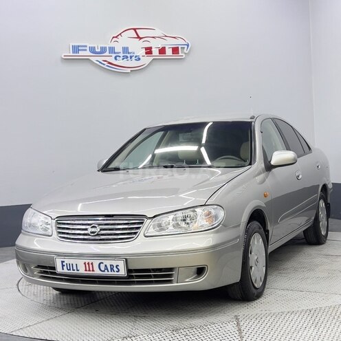 Nissan Sunny-3