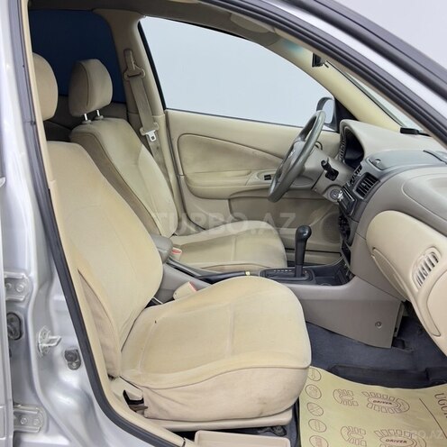 Nissan Sunny-9