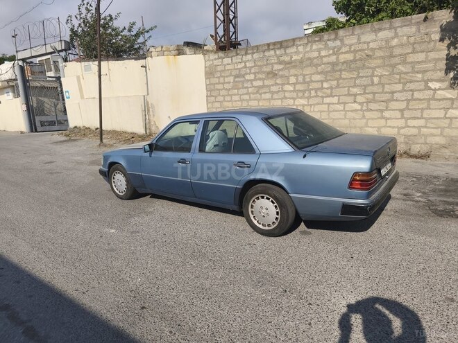 Mercedes E 200 1990, 281,000 km - 2.0 l - Bakı