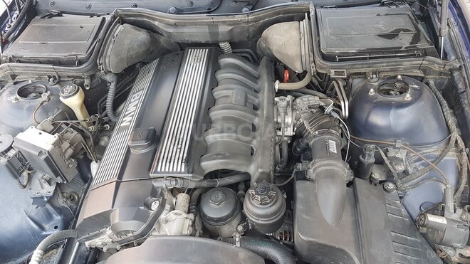 BMW 528 1997, 479,000 km - 2.8 l - Bakı