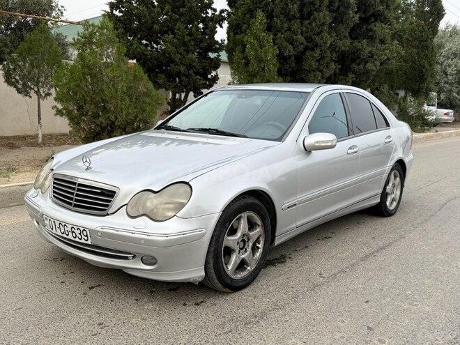 Mercedes C 240 2001, 220,000 km - 2.4 l - Bakı