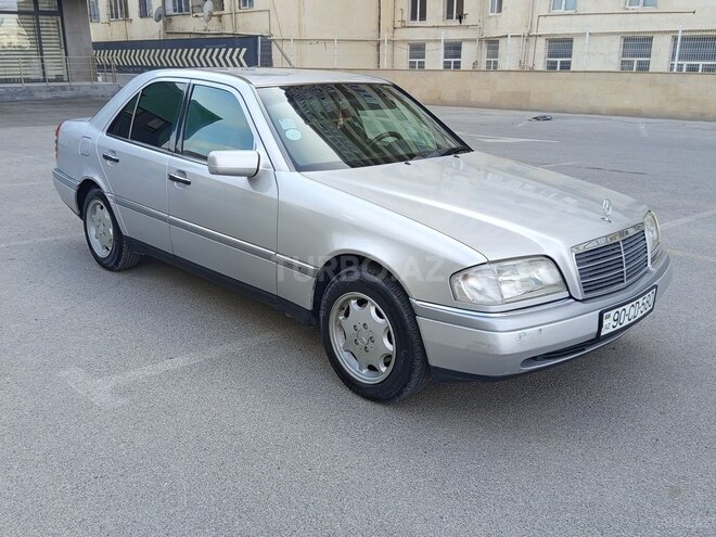 Mercedes C 180 1995, 228,000 km - 1.8 l - Bakı