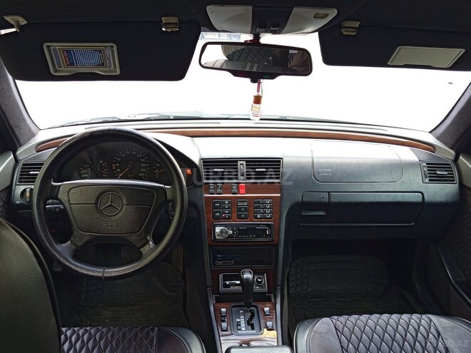 Mercedes C 180 1995, 228,000 km - 1.8 l - Bakı