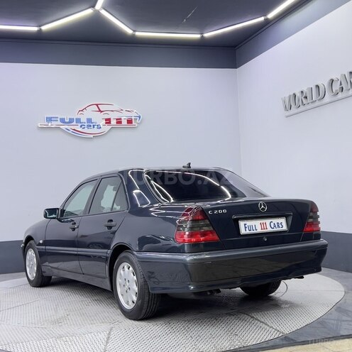 Mercedes C 200-3