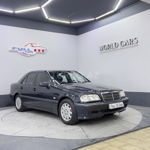 Mercedes C 200-2