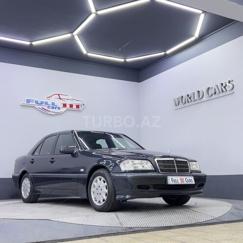 Mercedes C 200-8