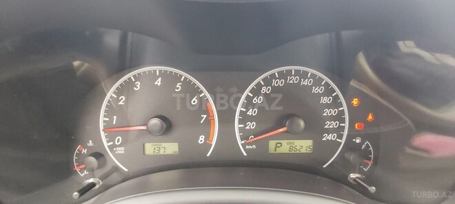 Toyota Corolla 2013, 86,215 km - 1.8 l - Bakı