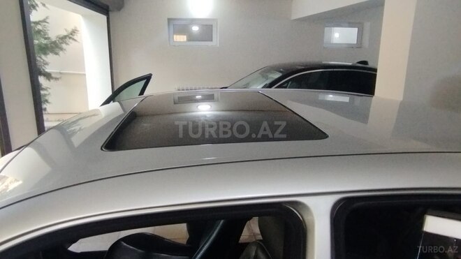 Mercedes E 240 1999, 264,000 km - 2.4 l - Bakı