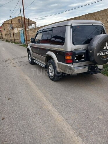 Mitsubishi Pajero 1996, 326,000 km - 2.8 l - Bakı