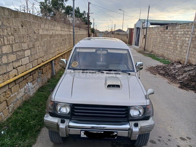 Mitsubishi Pajero 1996, 326,000 km - 2.8 l - Bakı