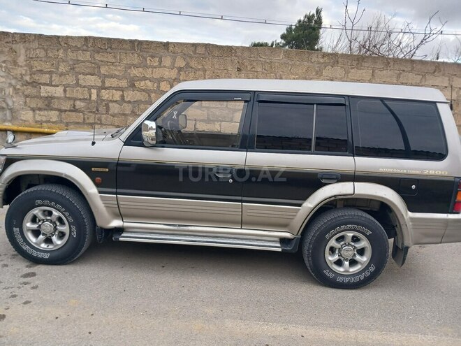Mitsubishi Pajero 1996, 326,000 km - 2.8 l - Bakı