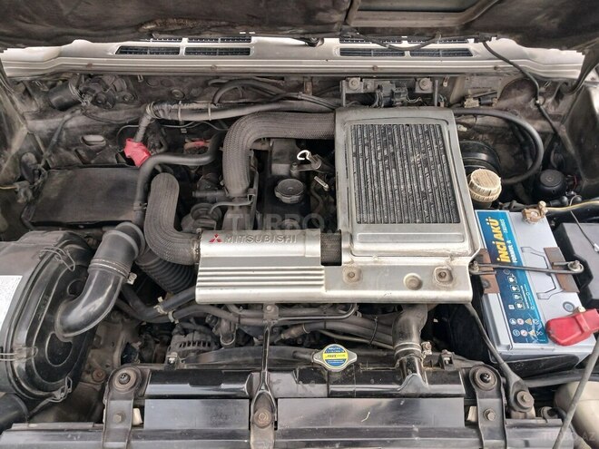Mitsubishi Pajero 1996, 326,000 km - 2.8 l - Bakı