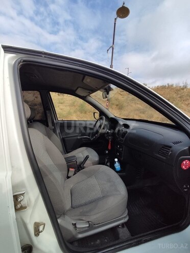 Saipa Saina-10