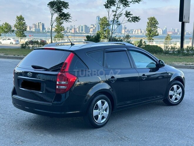 Kia  2009, 243,000 km - 1.4 l - Bakı