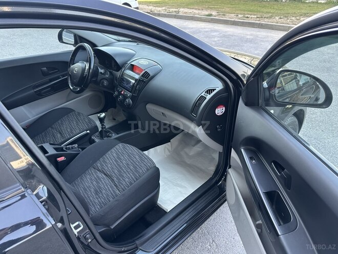 Kia  2009, 243,000 km - 1.4 l - Bakı