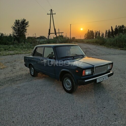 LADA (VAZ) 2107 2004, 94,410 km - 1.6 l - Salyan