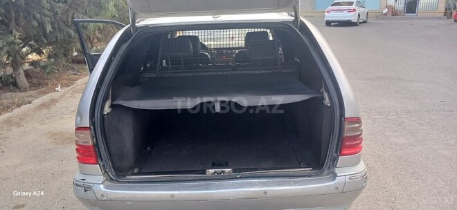 Mercedes E 270 2001, 576,000 km - 2.7 l - Bakı