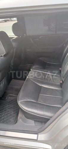 Mercedes E 270 2001, 576,000 km - 2.7 l - Bakı