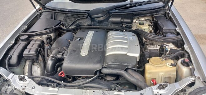 Mercedes E 270 2001, 576,000 km - 2.7 l - Bakı