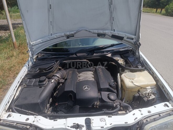 Mercedes C 240 1997, 534,000 km - 2.4 l - Qazax