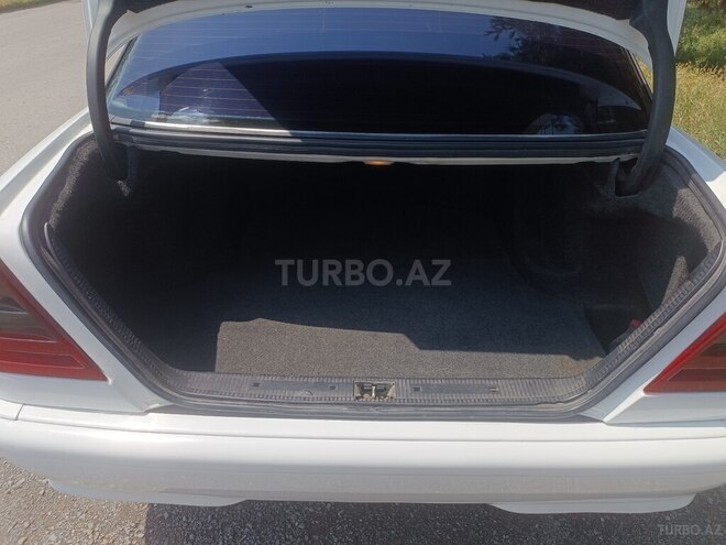 Mercedes C 240 1997, 534,000 km - 2.4 l - Qazax