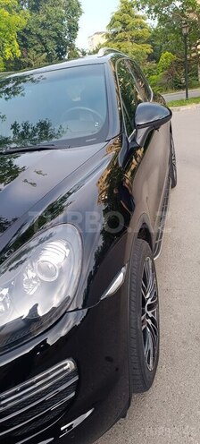 Porsche Cayenne-7
