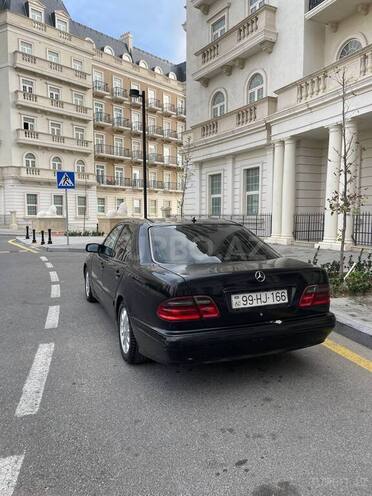 Mercedes E 220 d 2000, 317,000 km - 2.2 l - Bakı