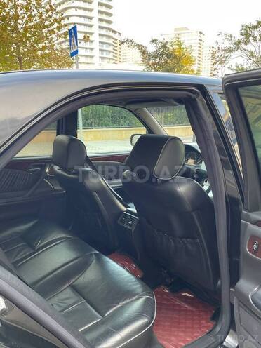 Mercedes E 220 d 2000, 317,000 km - 2.2 l - Bakı