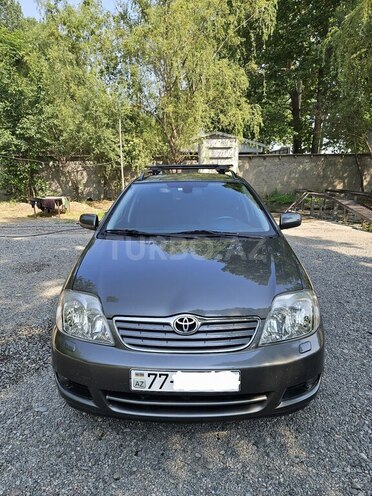 Toyota Corolla 2006, 237,000 km - 1.4 l - Bərdə