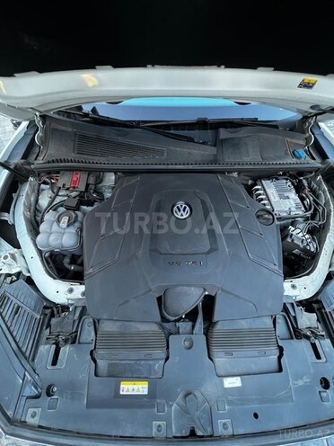 Volkswagen Touareg 2021, 68,000 km - 3.0 l - Bakı