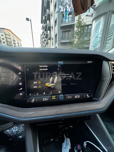 Volkswagen Touareg 2021, 68,000 km - 3.0 l - Bakı