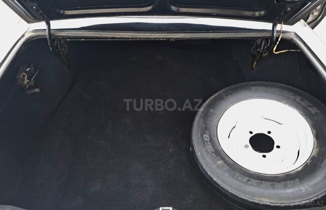 GAZ 24 1989, 110,000 km - 2.5 l - Bakı