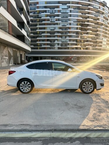 Opel Astra 2014, 175,000 km - 1.6 l - Bakı