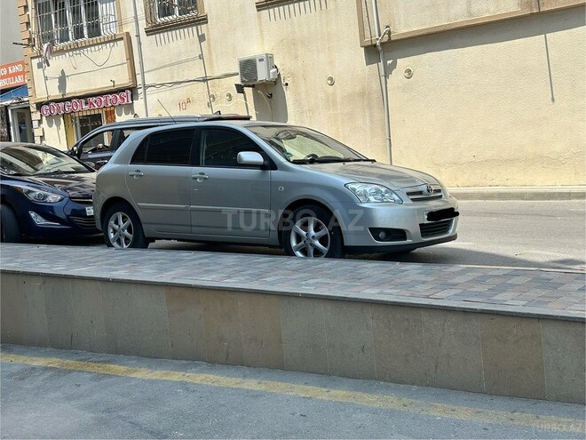 Toyota Corolla 2005, 218,080 km - 1.4 l - Bakı
