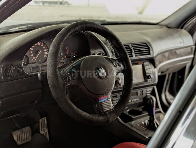 BMW 530 2003, 200,000 km - 3.0 l - Bakı