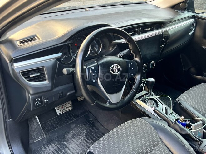 Toyota Corolla 2014, 211,000 km - 1.6 l - Bakı