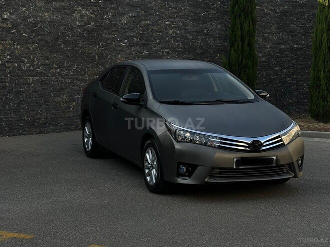 Toyota Corolla 2014, 211,000 km - 1.6 l - Bakı