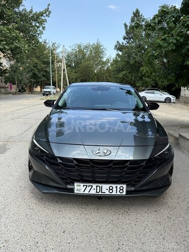 Hyundai Elantra 2023, 21,700 km - 2.0 л - Şirvan