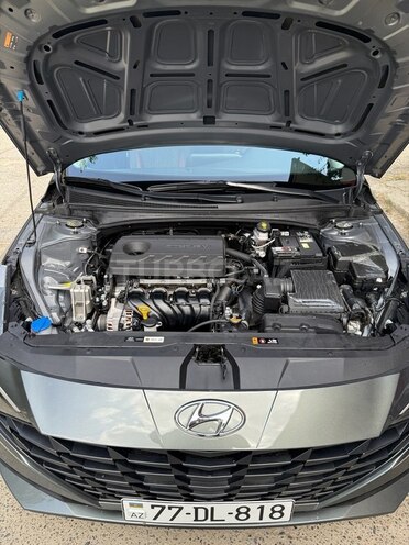 Hyundai Elantra 2023, 21,700 km - 2.0 л - Şirvan